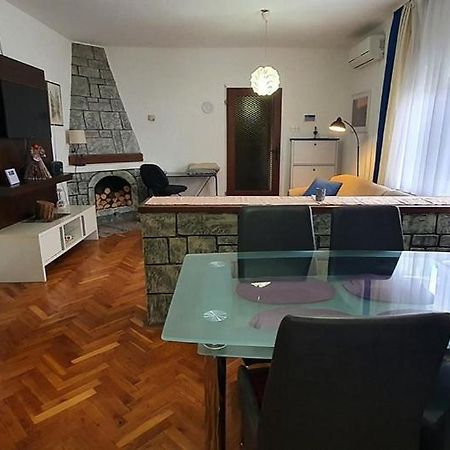 Apartman Ksenija Джяково Экстерьер фото