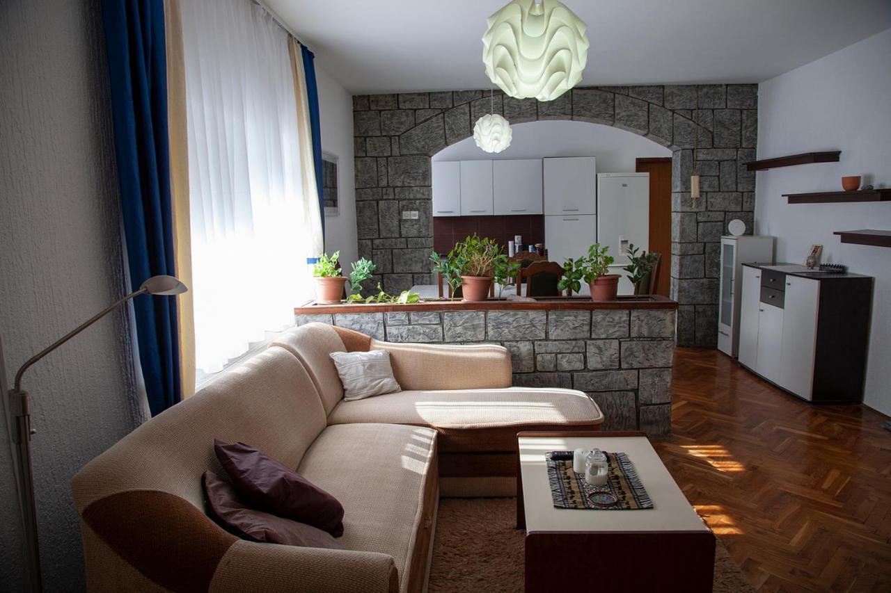 Apartman Ksenija Джяково Экстерьер фото